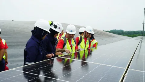 10-POLES-Group-Photo-Biogas-Plant-scaled.jpg