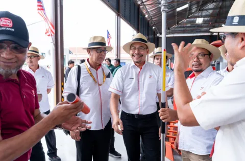 FGV-Visit-to-Pulau-Carey-1.png
