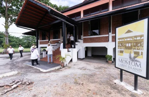 FGV-Visit-to-Pulau-Carey-3.png