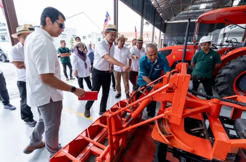 FGV-Visit-to-Pulau-Carey-4.png