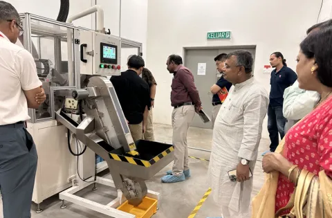 Visit-by-the-Minister-of-Tripura-3.png
