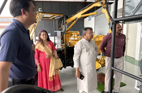 Visit-by-the-Minister-of-Tripura-7.png